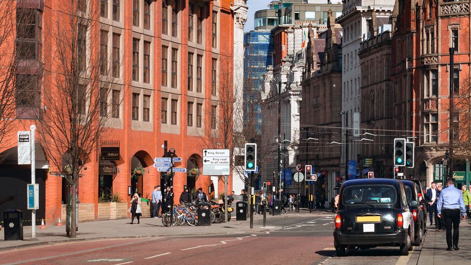 Mietwagenangebote an der Sehenswürdigkeit Manchester Cornbrook ...