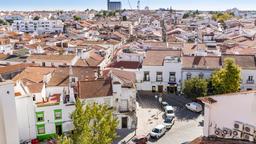Hotels in Moura
