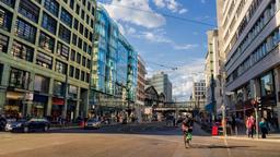 Finde günstige Flüge von Karlsruhe nach Berlin Schönefeld