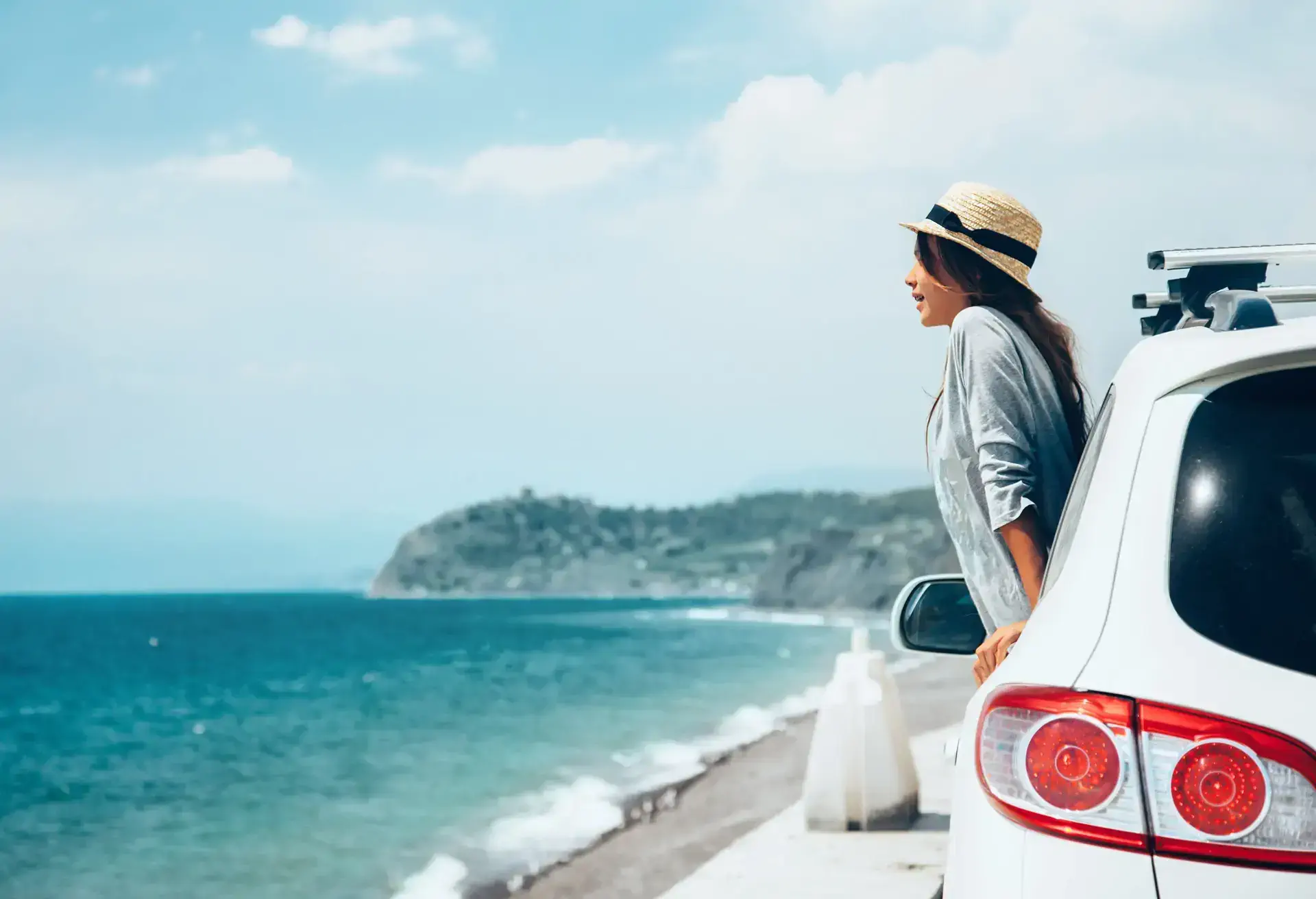 theme_travel_car_person_ocean_adventure-shutterstock-portfolio_725971186-3.jpg