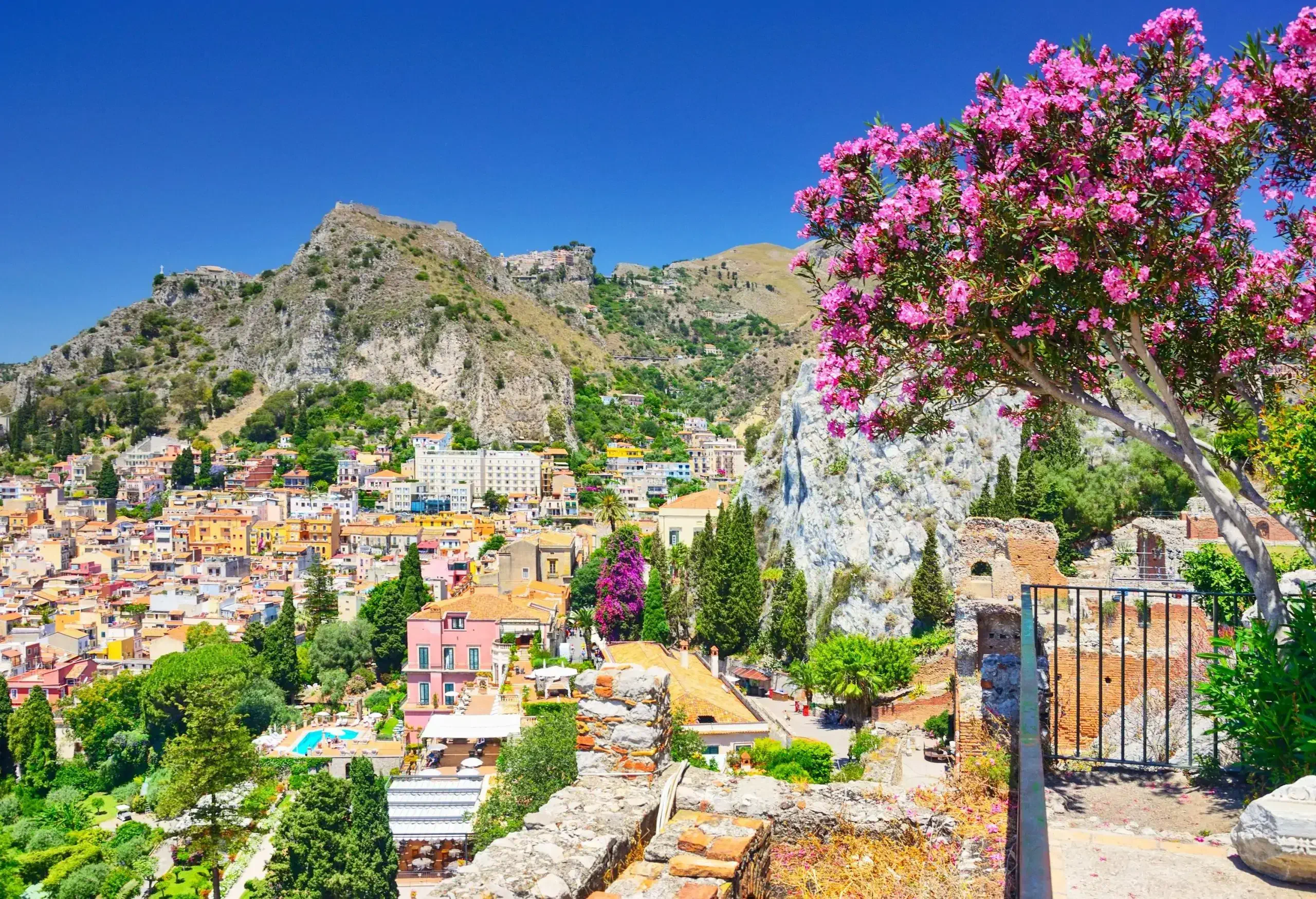 An old charming, colourful village set on the slope of a steep rock mountain.