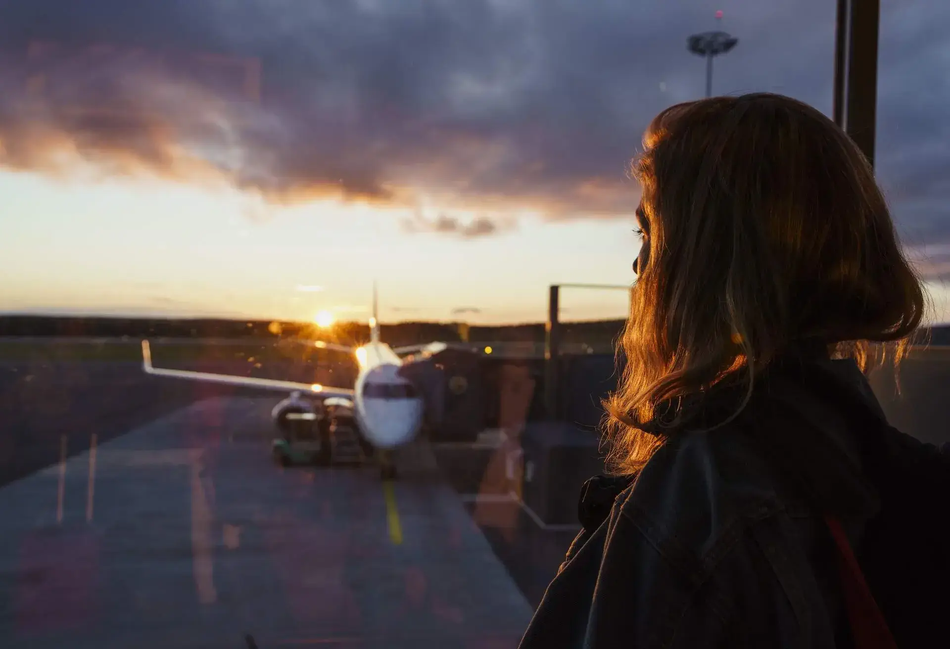 flight_airport_people_woman