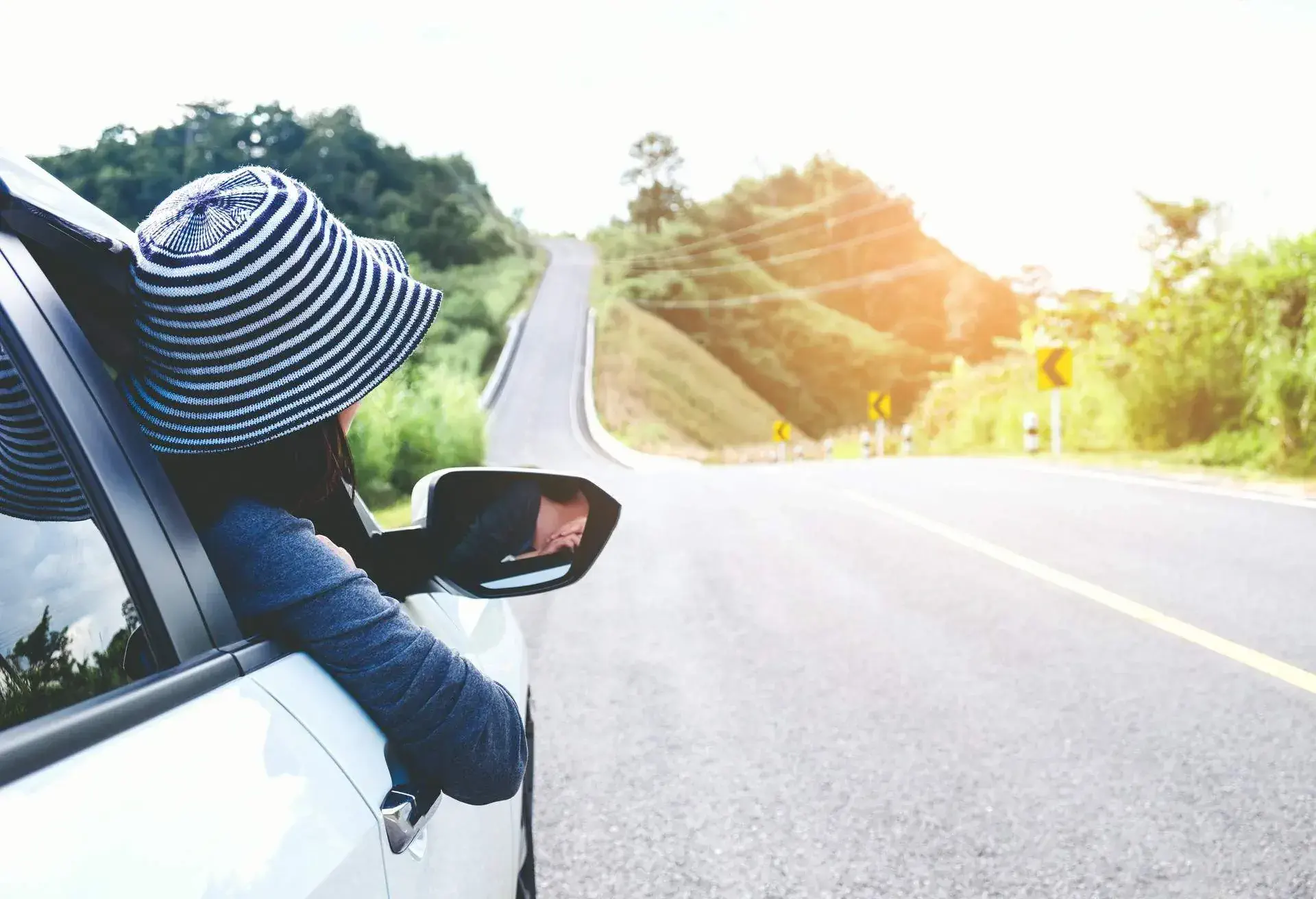 theme_car-travel_roadtrip_shutterstock_760824523