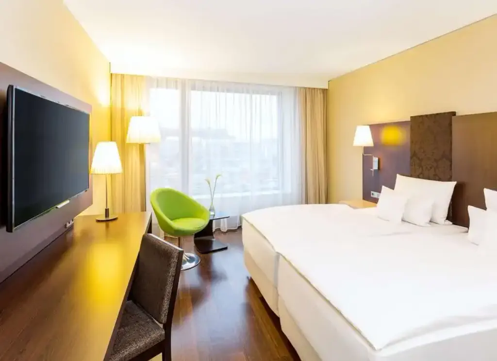 NH Collection Dresden Altmark provided by Ice Portal.