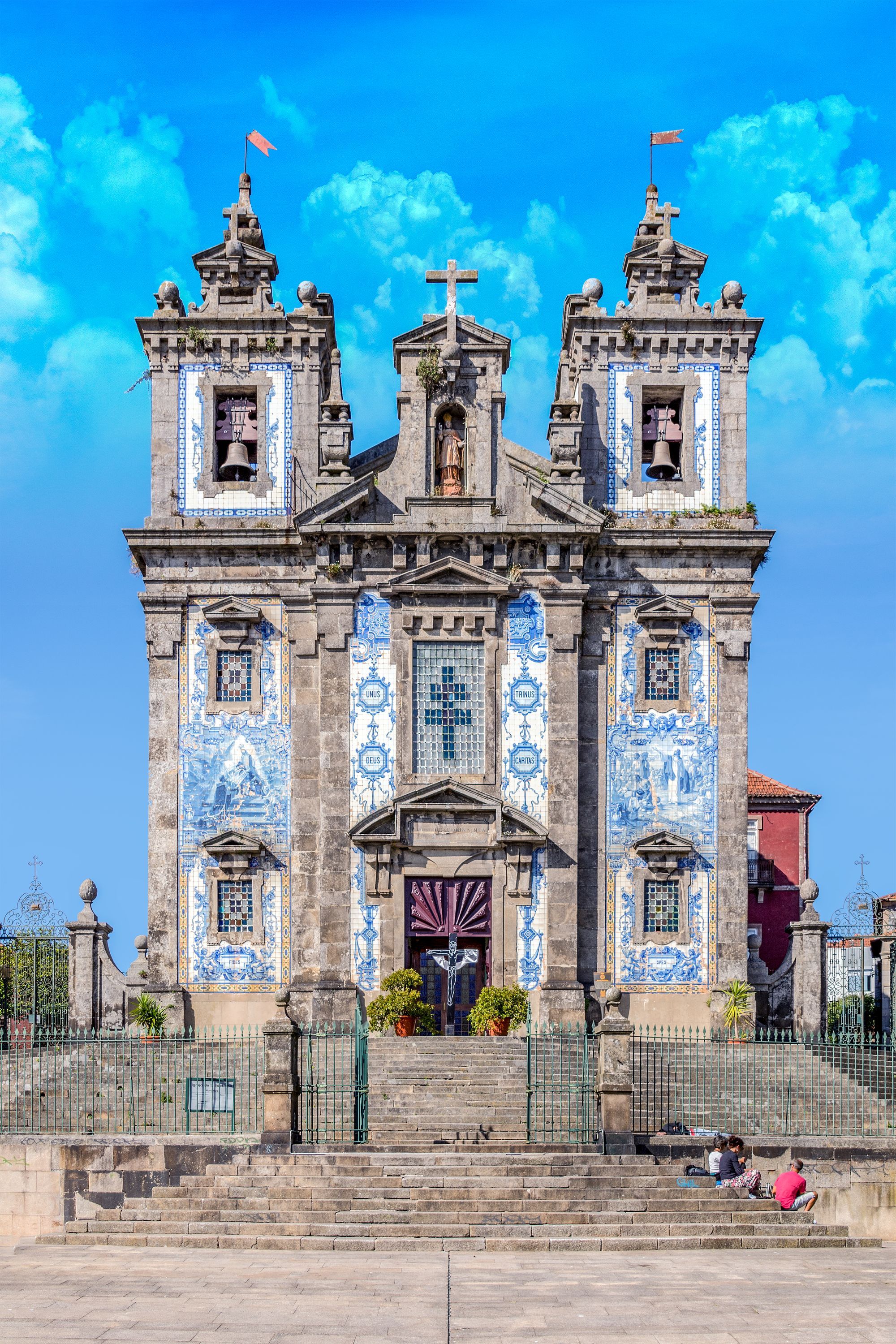 Finde g&uuml;nstige Fl&uuml;ge von M&uuml;nchen nach Porto