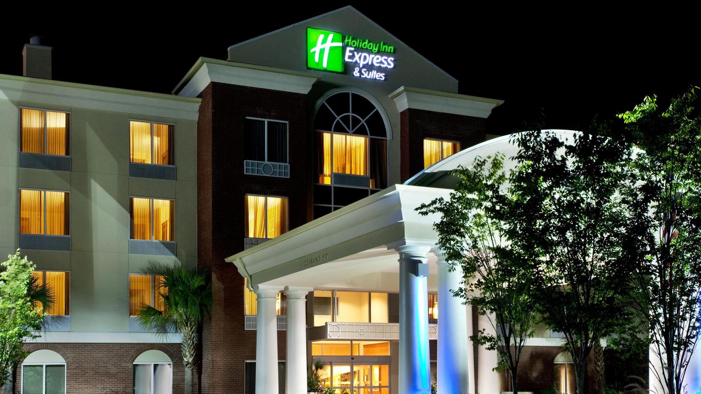 Holiday Inn Express Hotel & Suites Charleston - North, An IHG Hotel