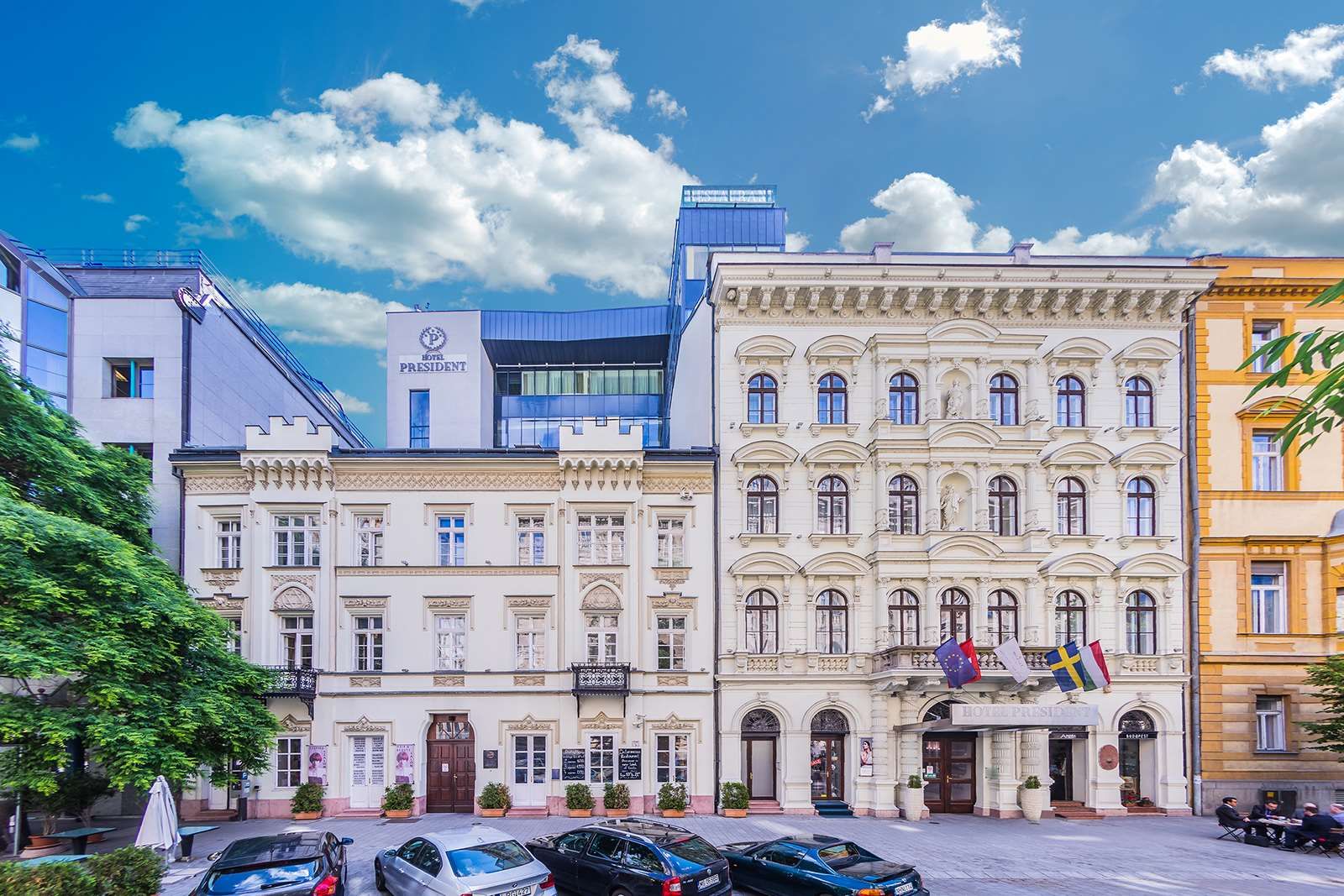 Gebäude