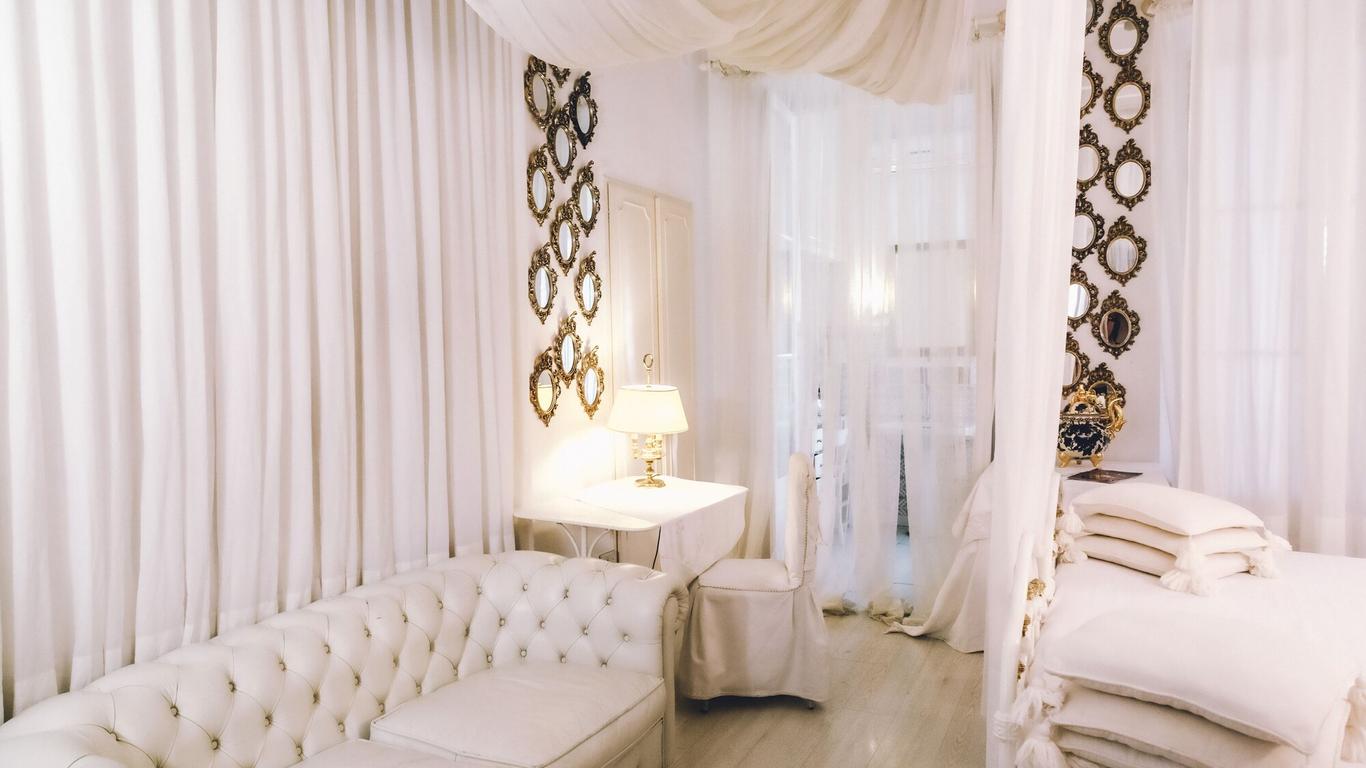 Hotel Eveline Portosole