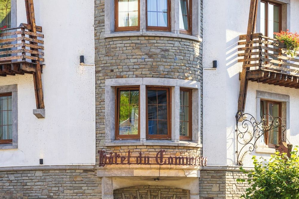 Gebäude