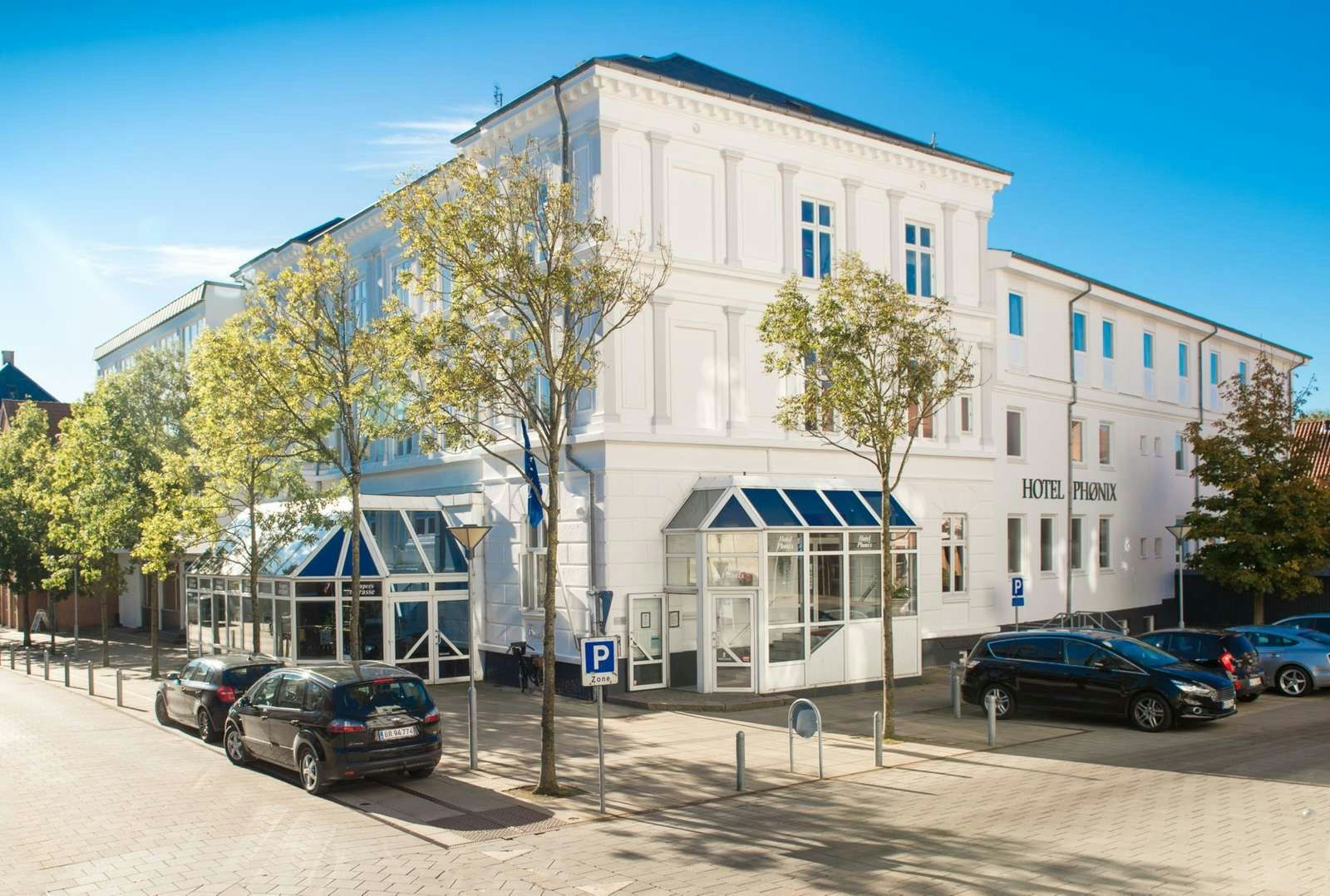 Gebäude