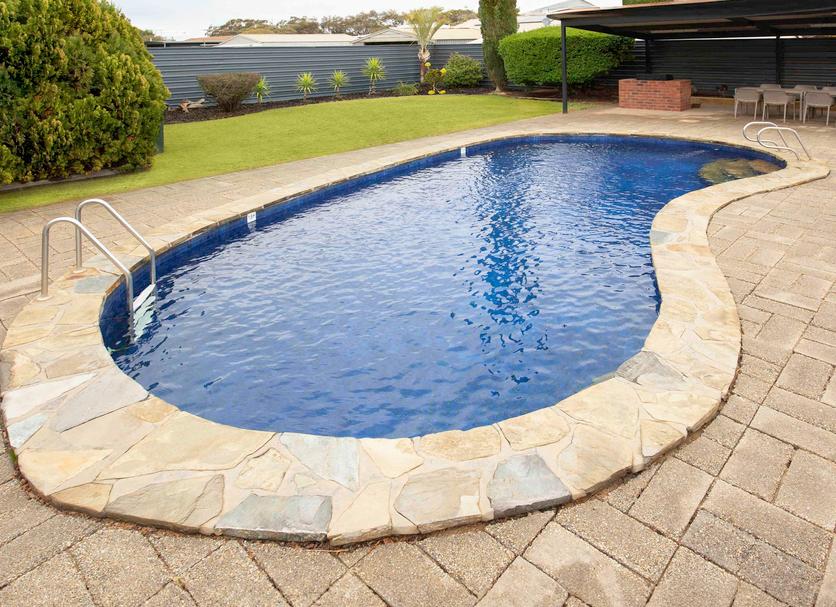 Pool Foto