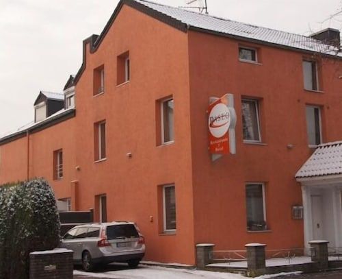 Gebäude