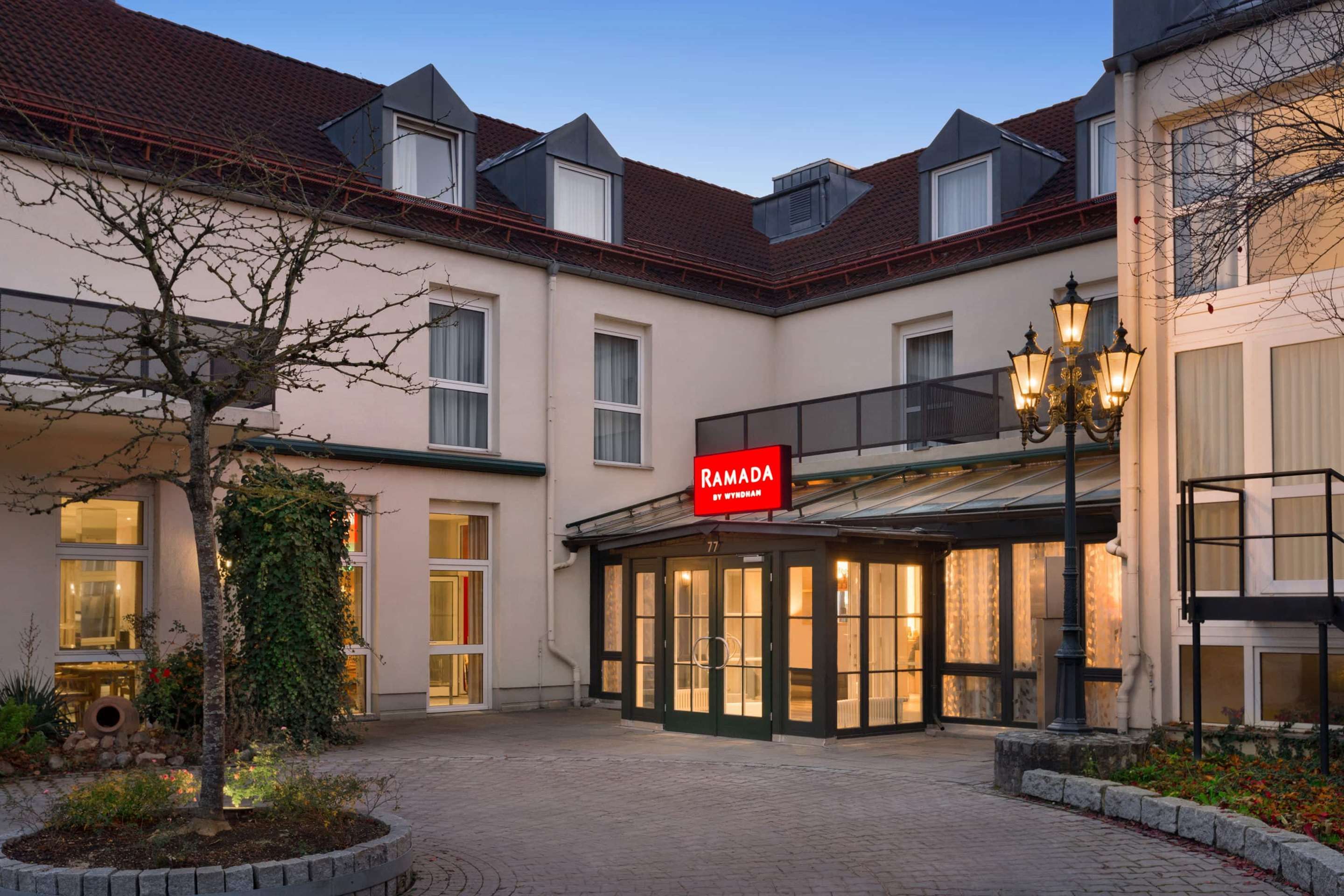 Gebäude