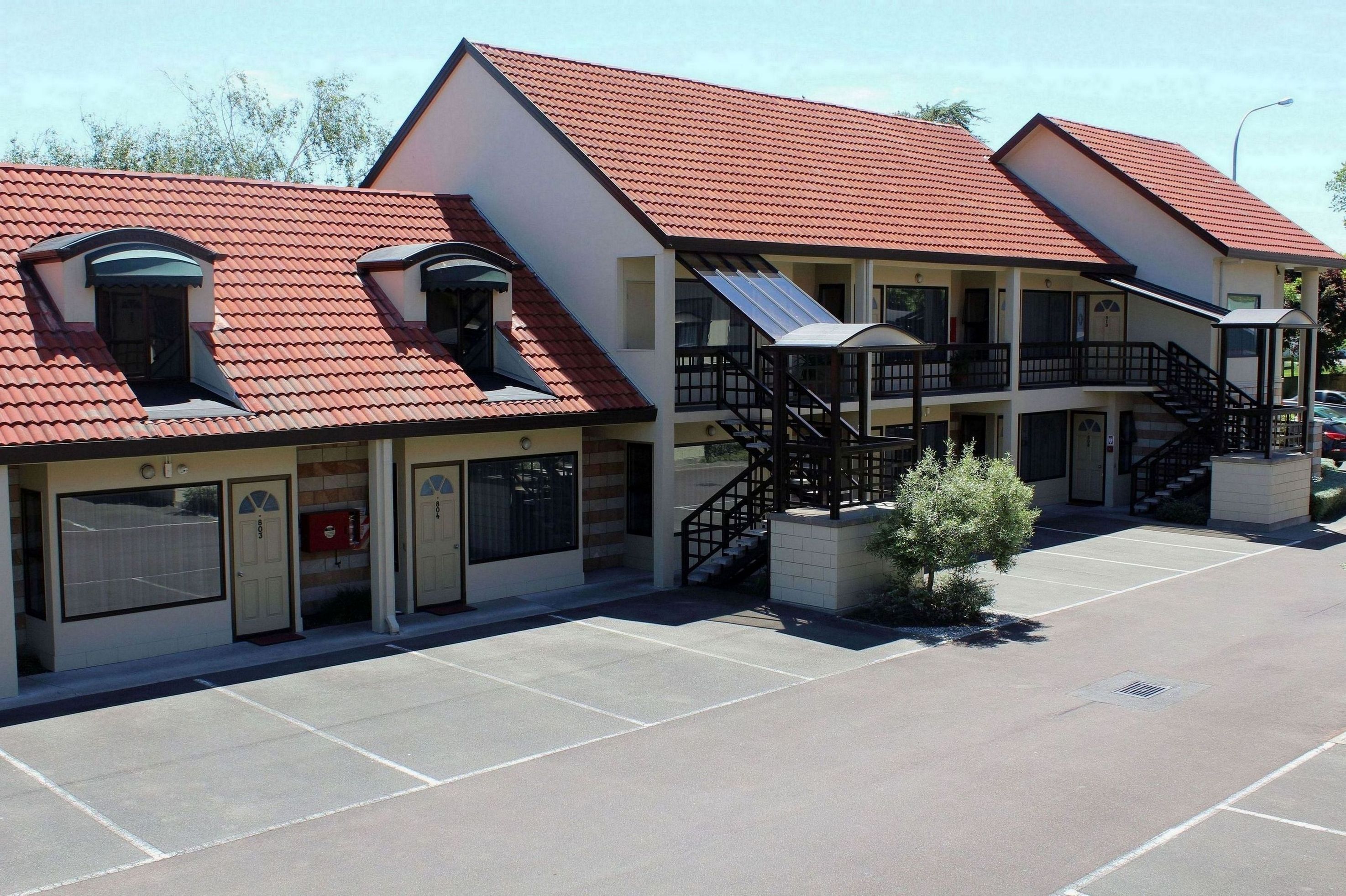 Gebäude