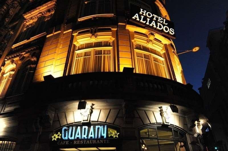 Gebäude