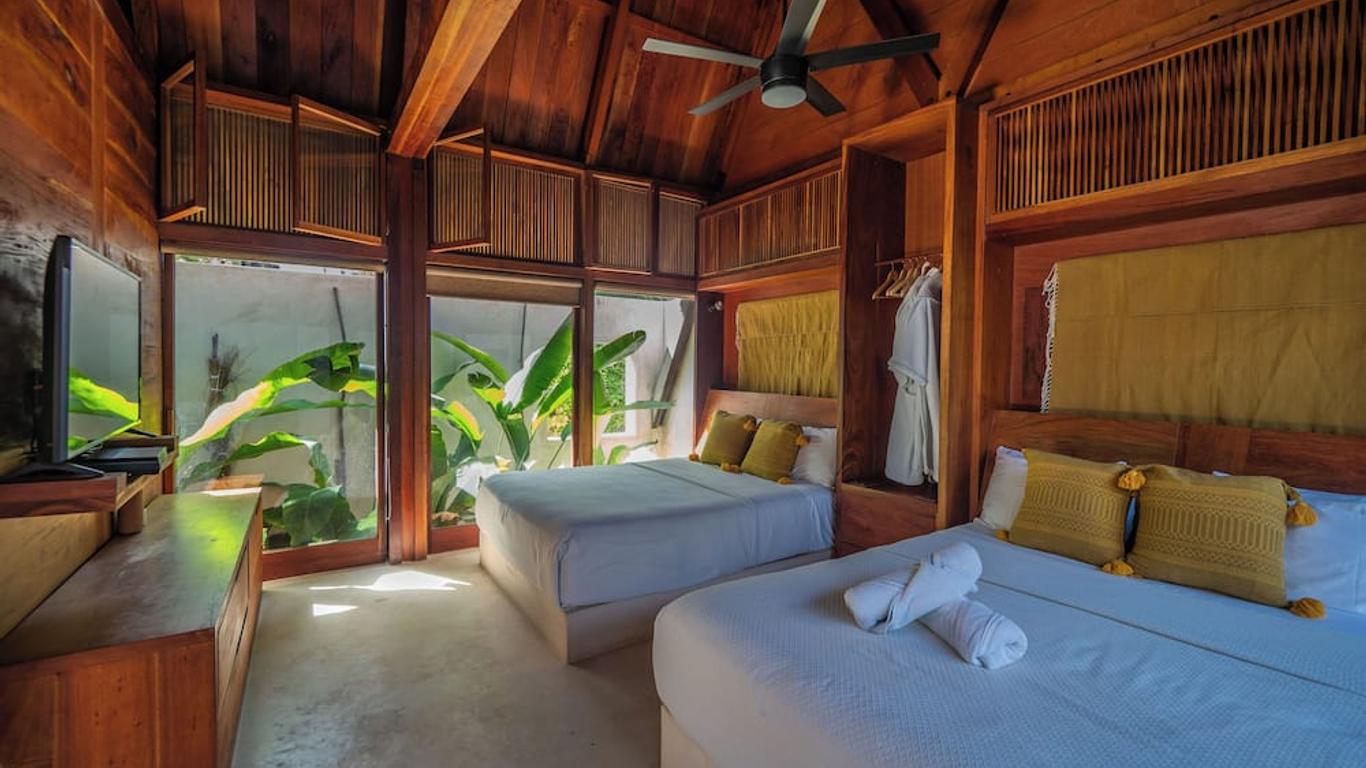 Hotel Punta Caliza