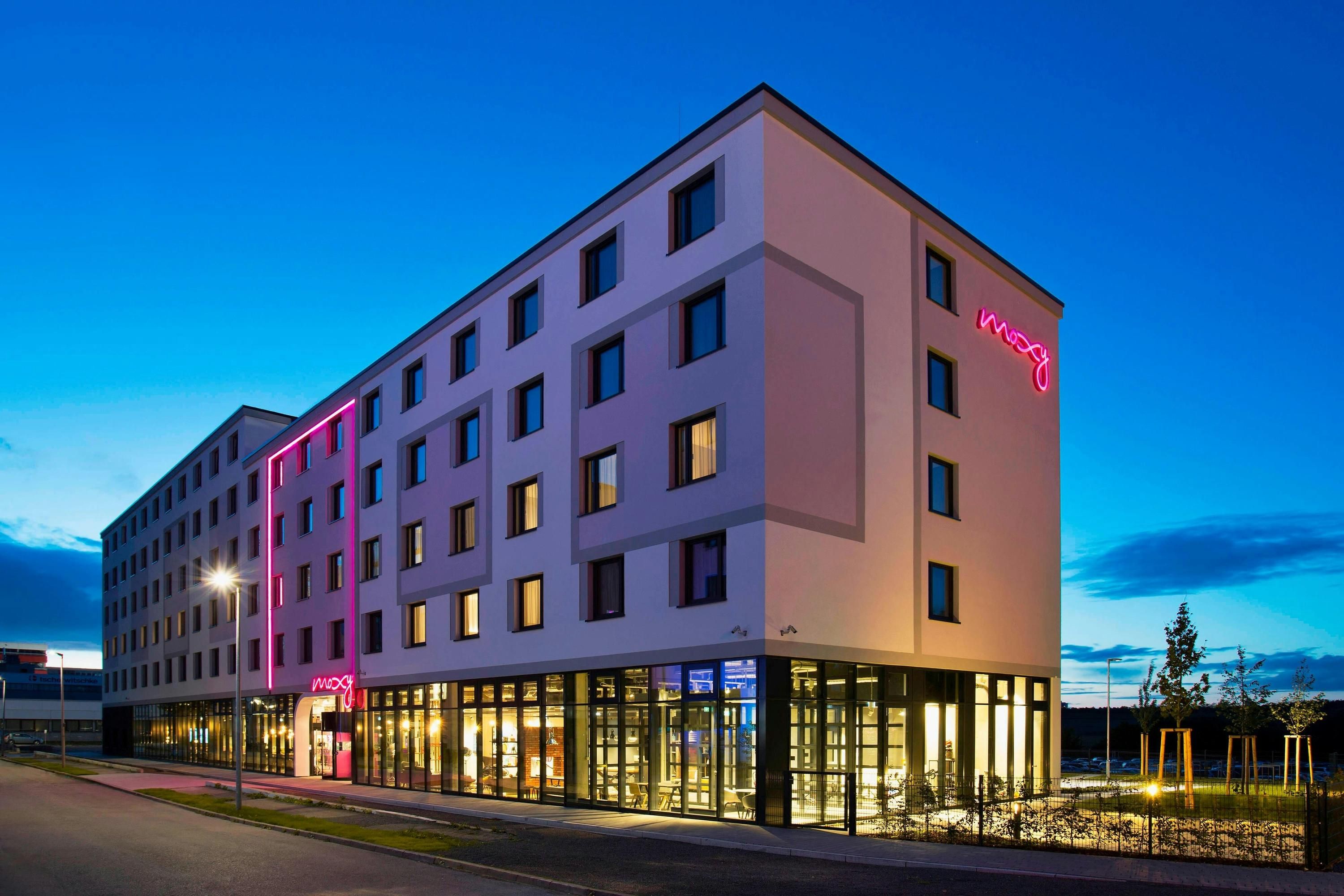 Gebäude