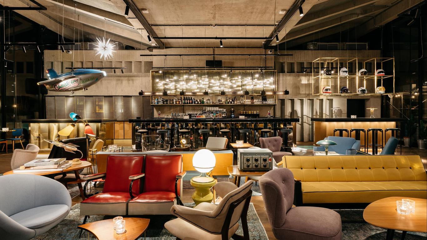 Ruby Luna Hotel Dusseldorf