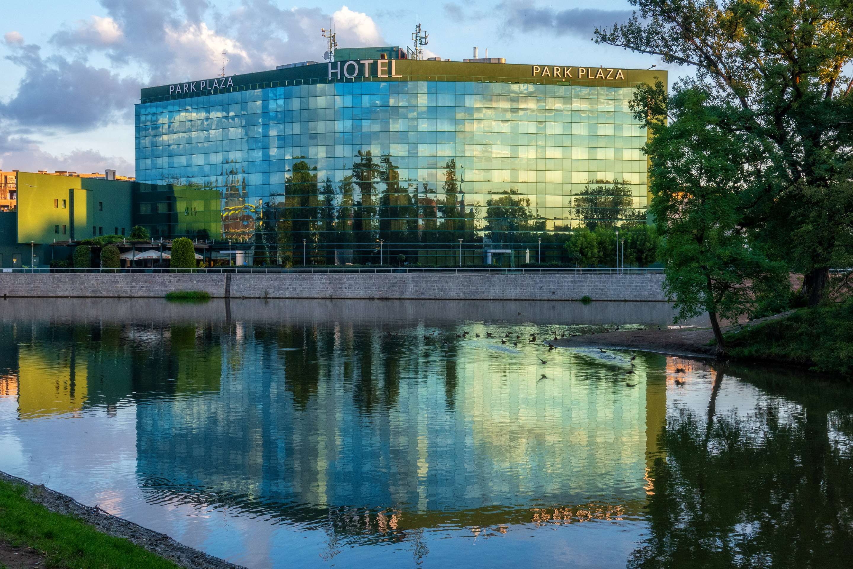 Gebäude