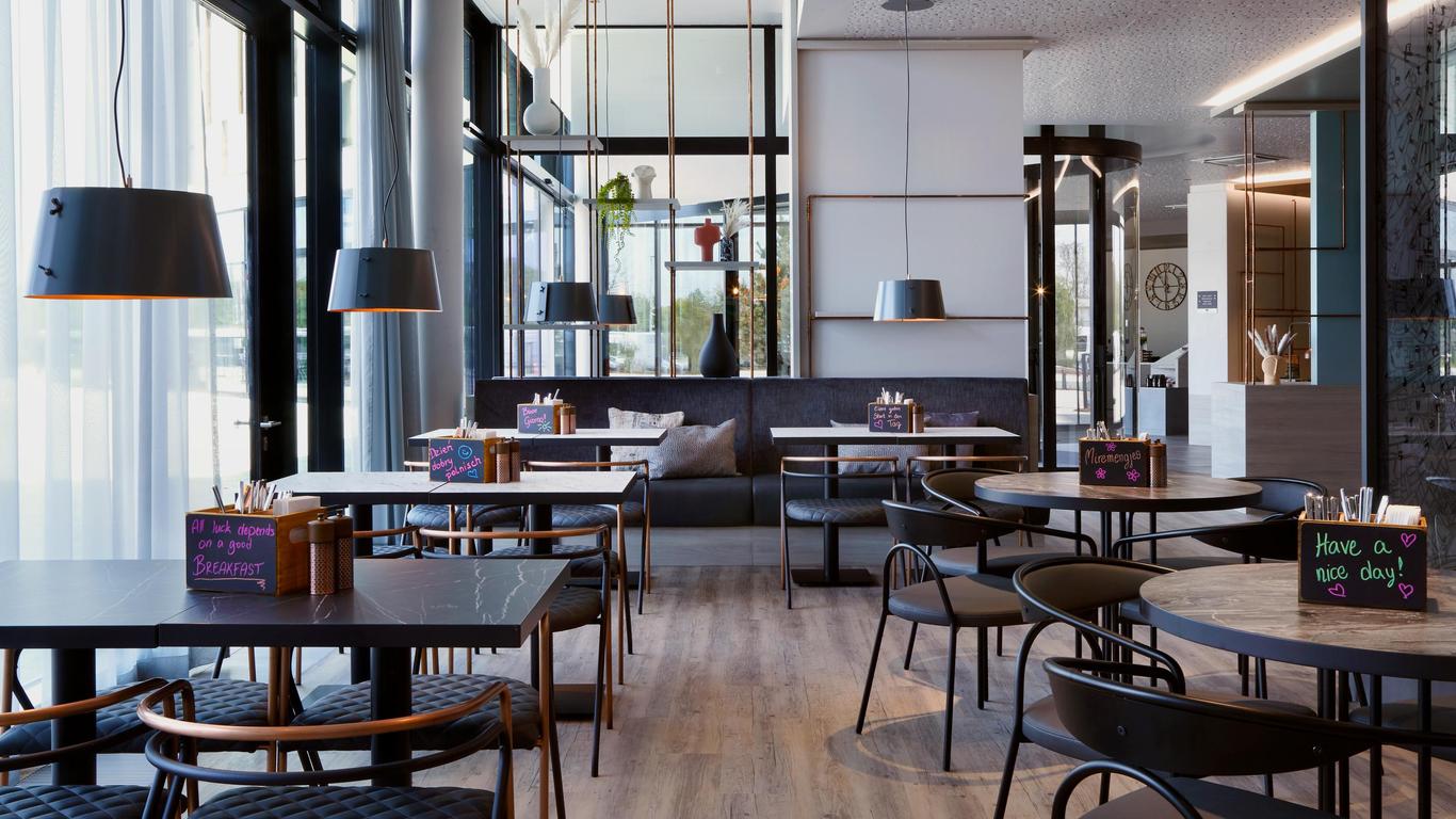 Holiday Inn - the niu, Hub Dusseldorf Messe