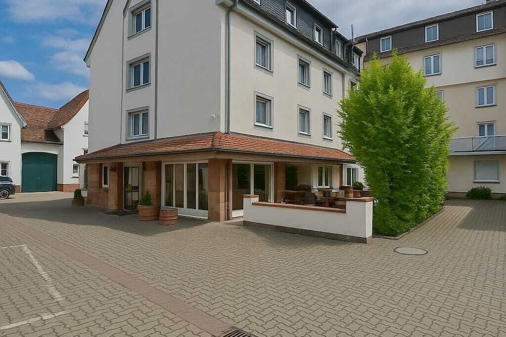 Gebäude