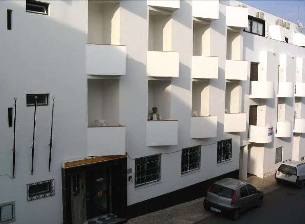 Gebäude