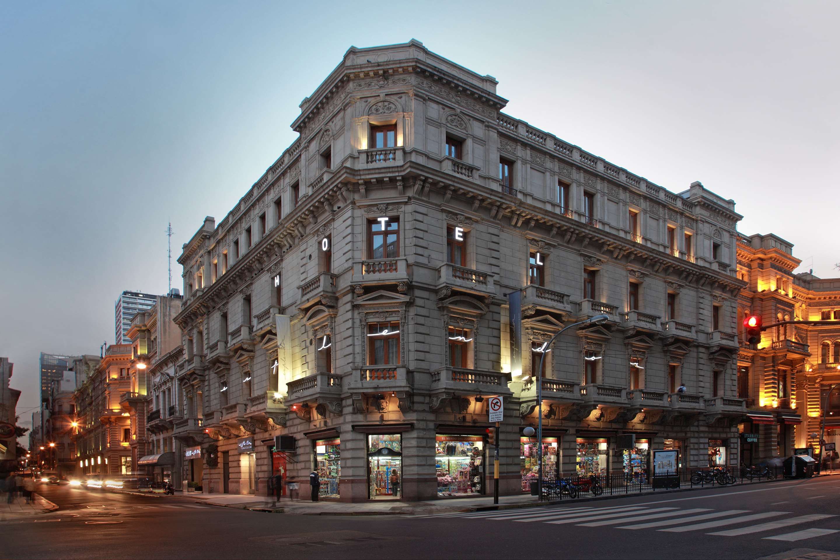 Gebäude