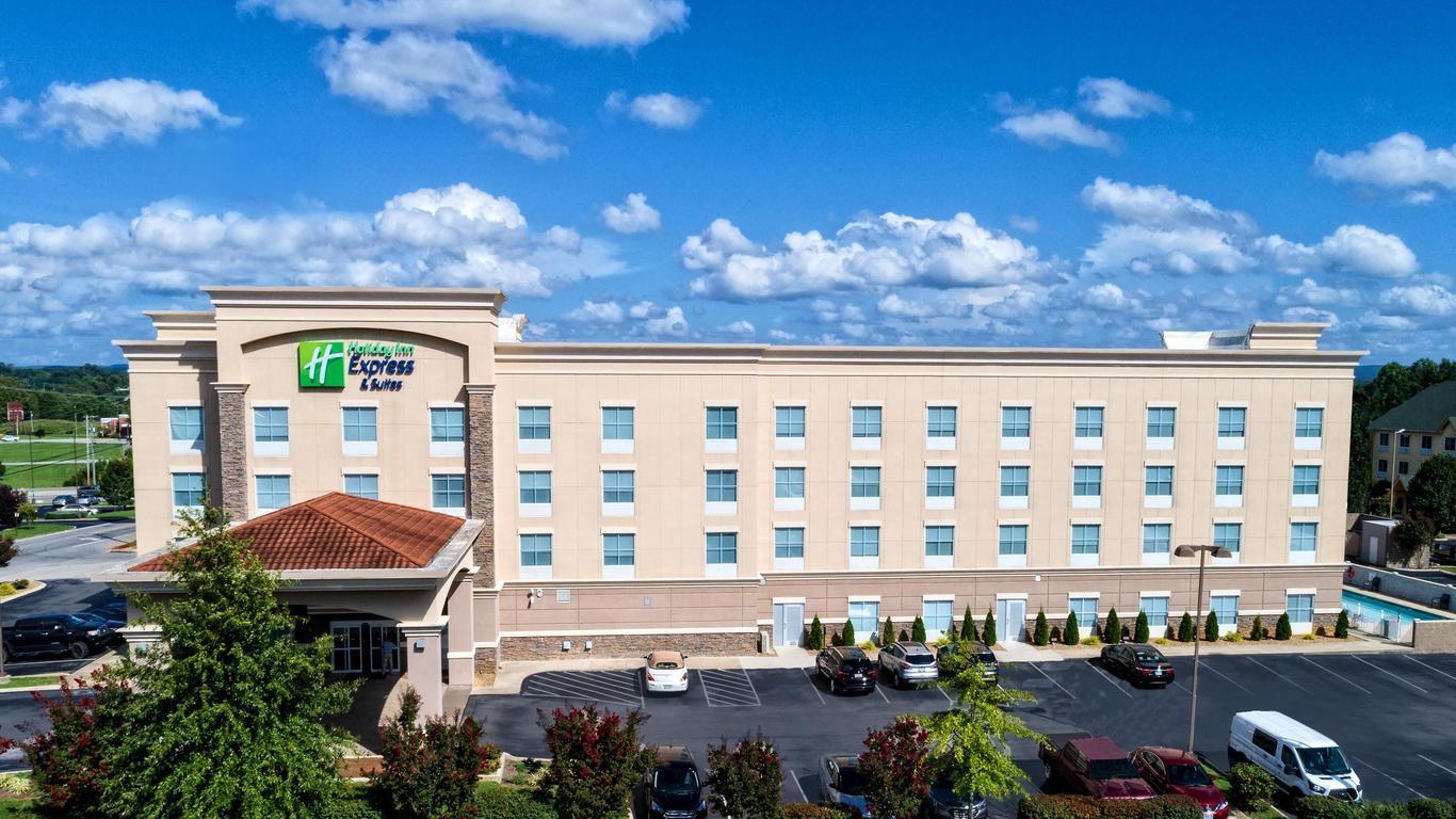 Holiday Inn Express & Suites Cookeville