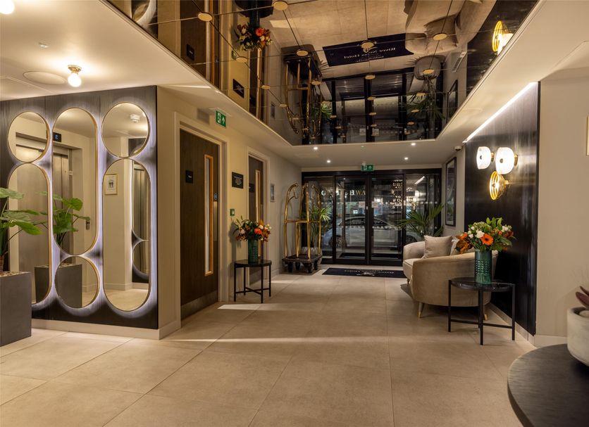 Three Rivers Radison River Ness Hotel, a member of Radisson Individuals ab 66 €. Hotels in ...
