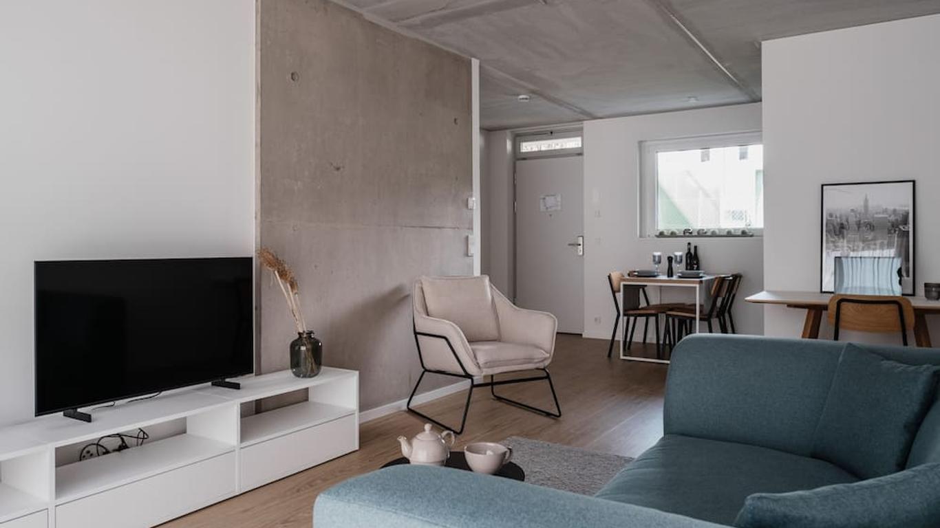 Cloud N°7 Studios