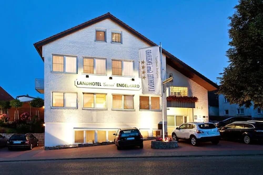 Gebäude