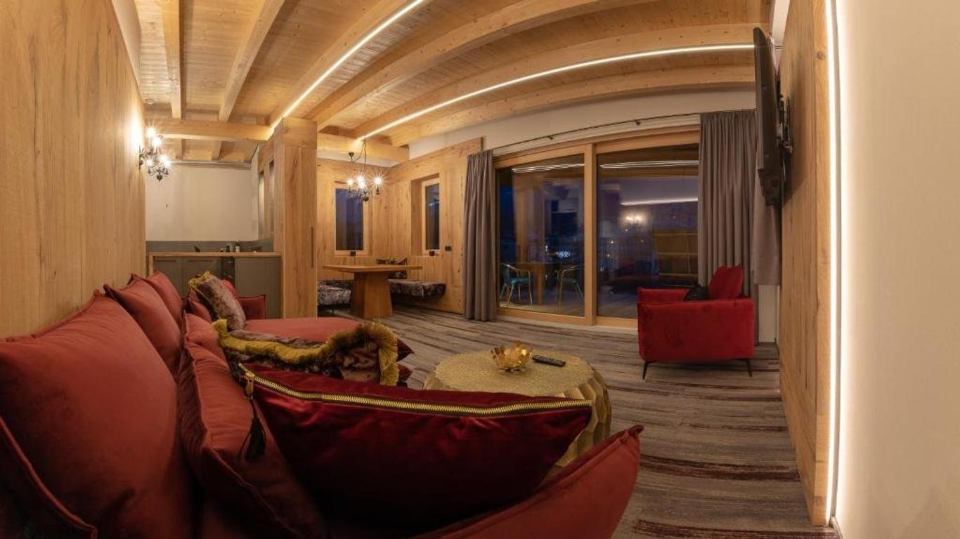 Appartement Zillertal Klee mit Restaurant KleemenTine