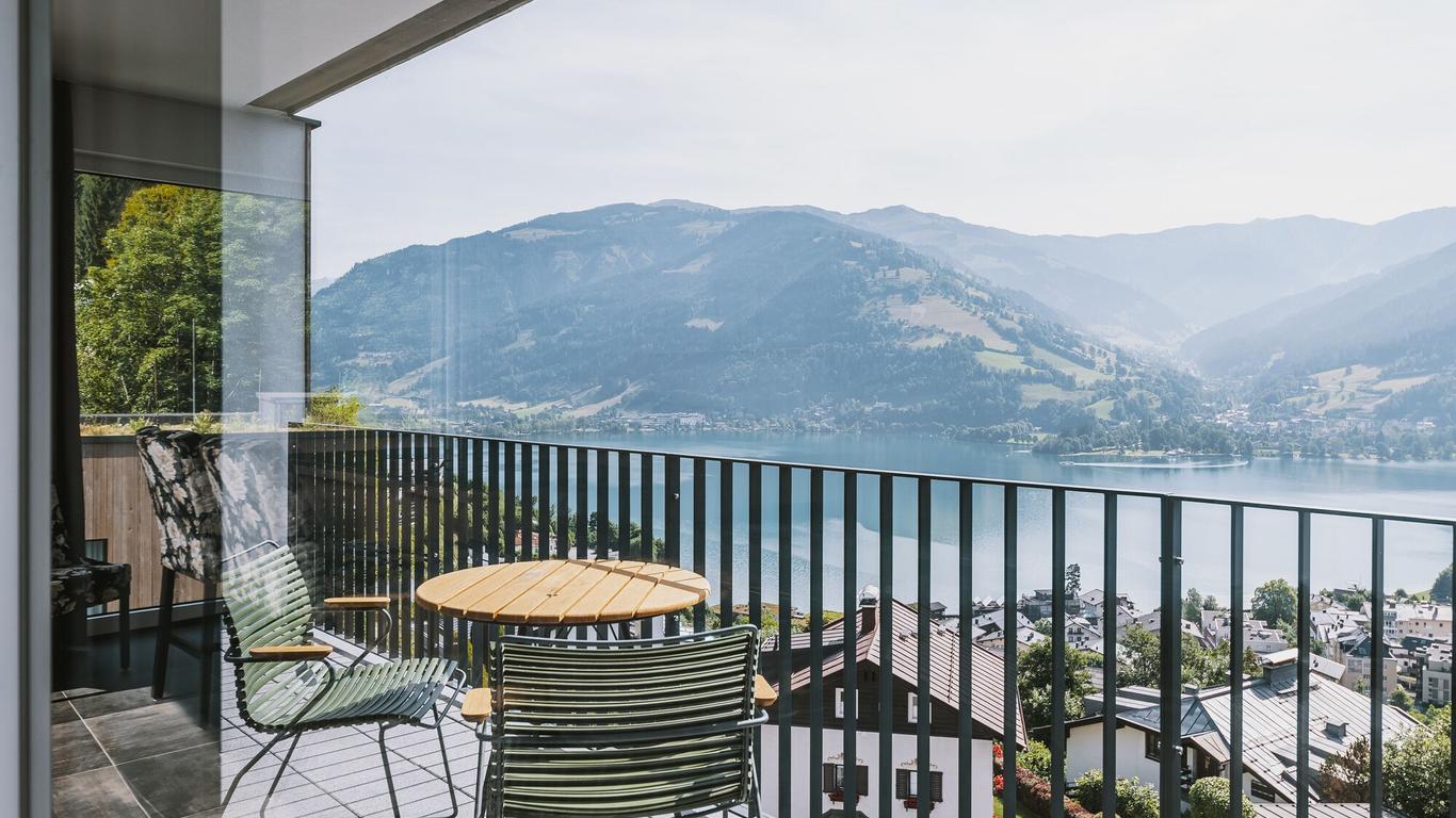 Nikolaus by AvenidA Panoramic Wellness Suites