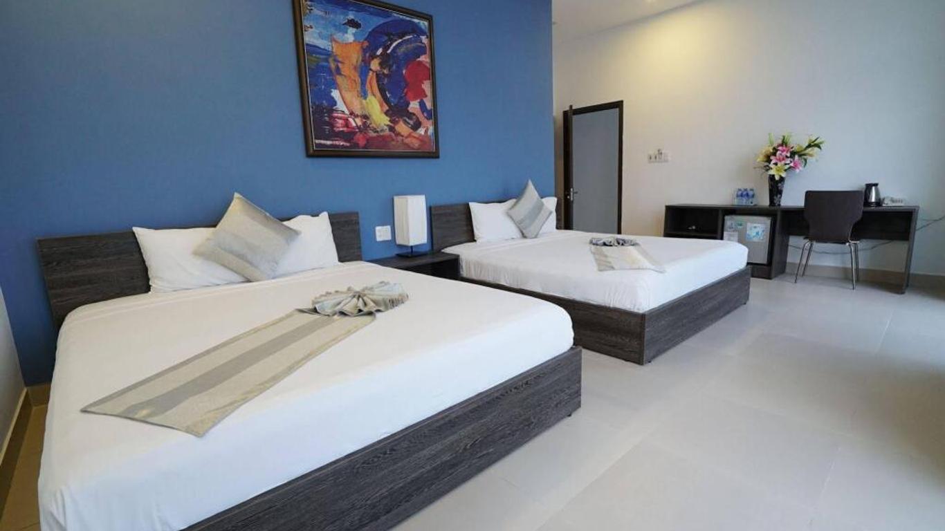 Golden Sunset Hotel