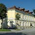 Gebäude