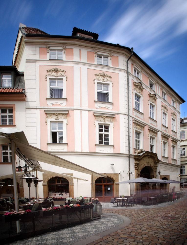Gebäude