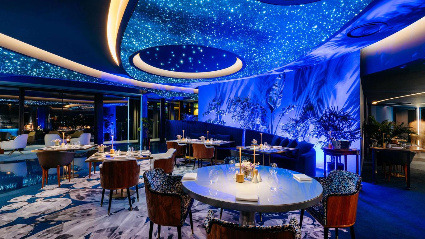 Savoy Palace - The Leading Hotels of the World - Savoy Signature