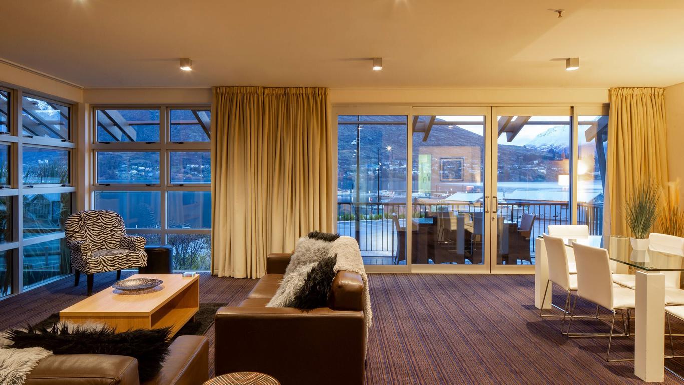 Marina Apartments - Element Escapes