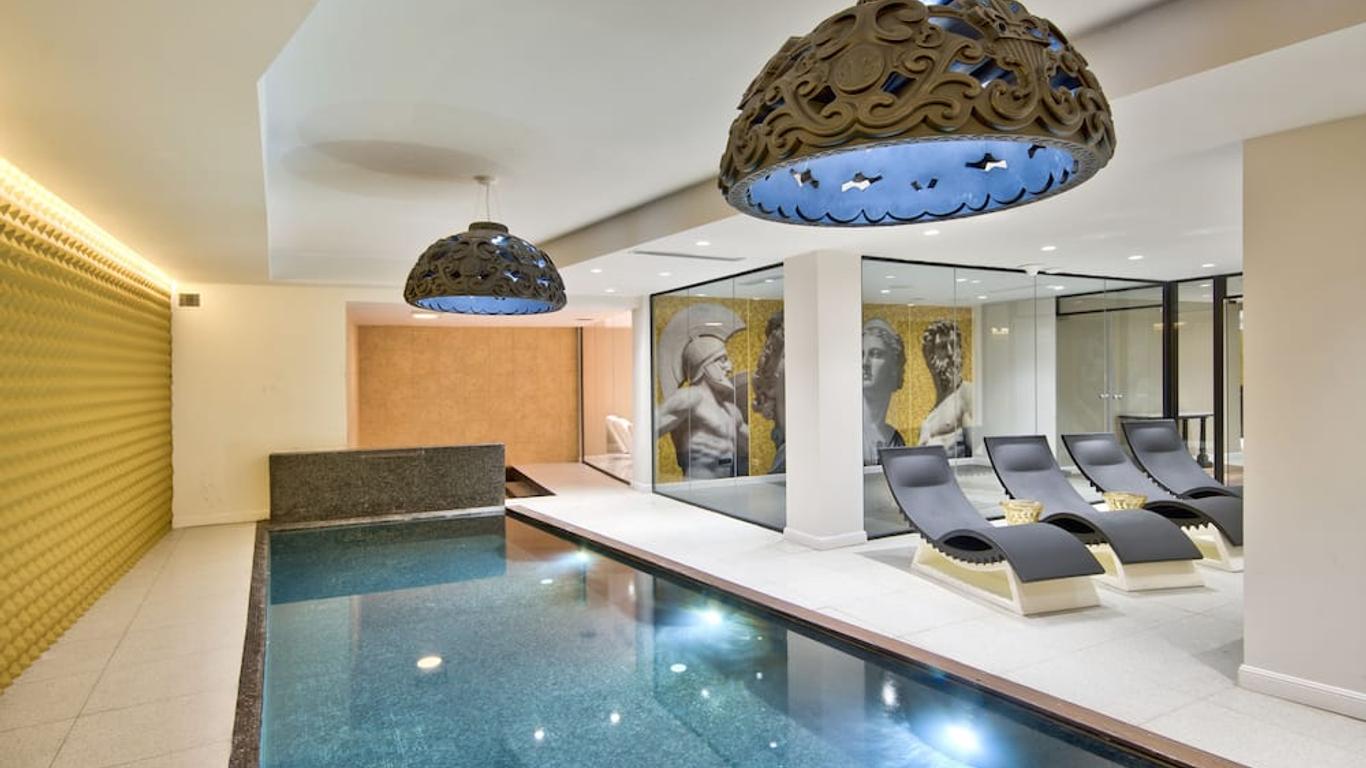 Holm Boutique & Spa - Ik Collection