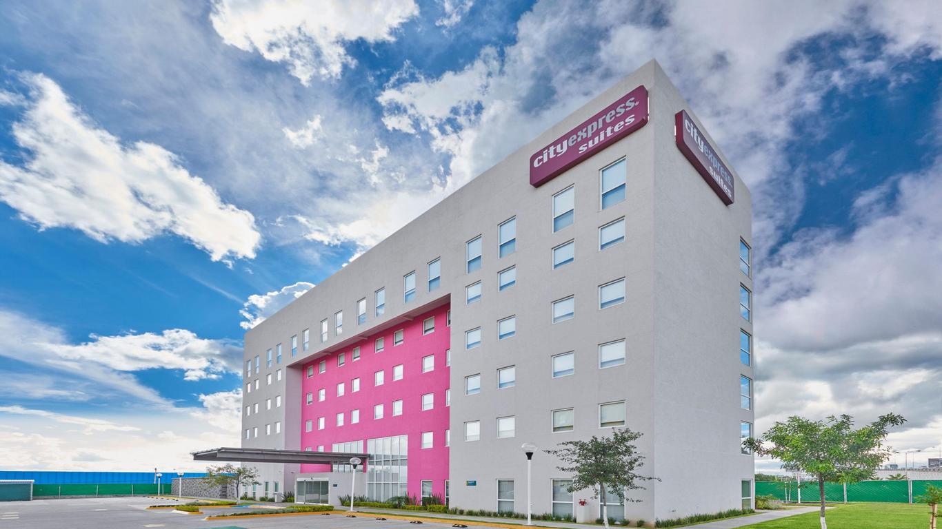 City Express Suites by Marriott Silao Aeropuerto