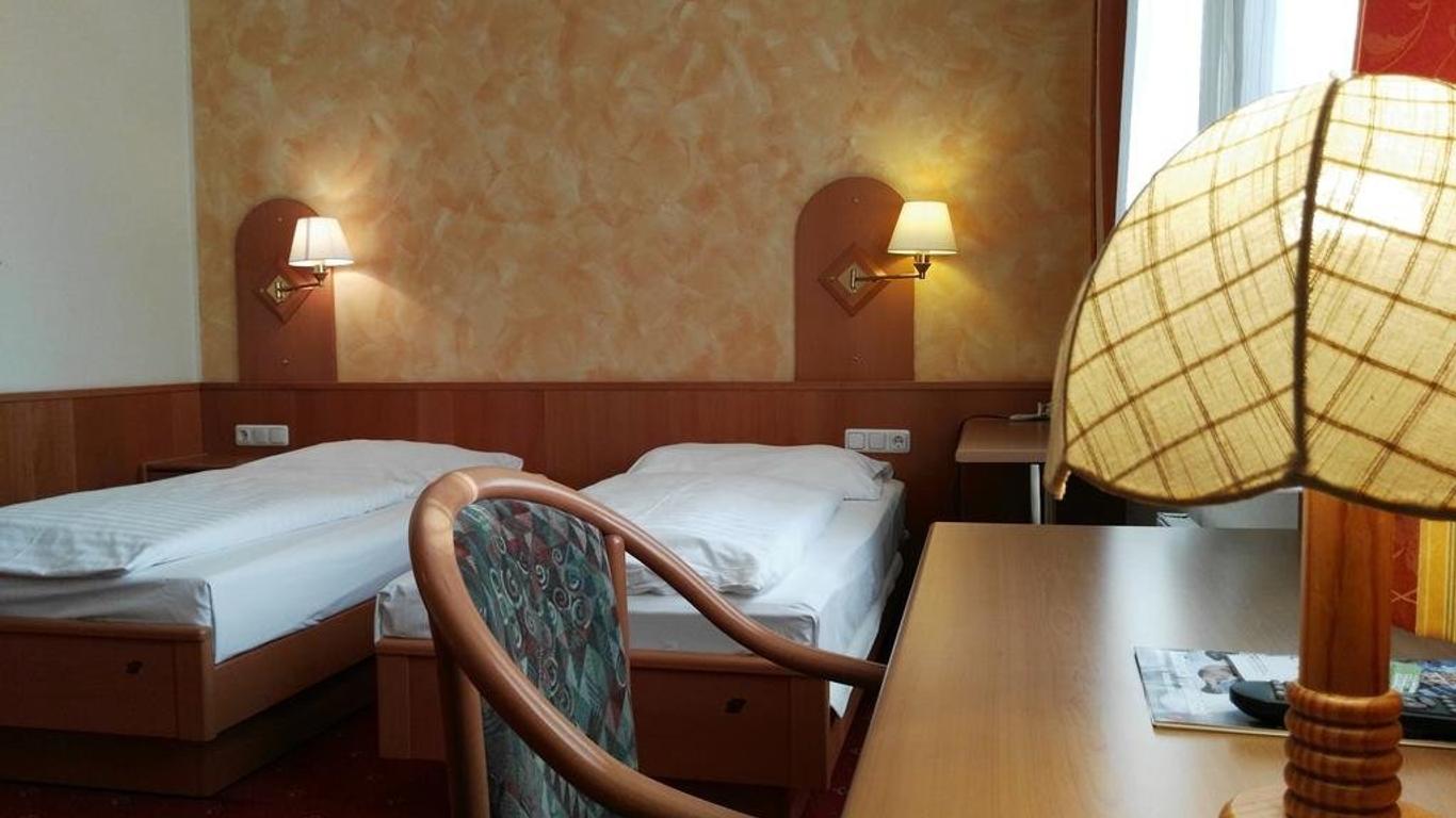 Hotel Wirt im Feld