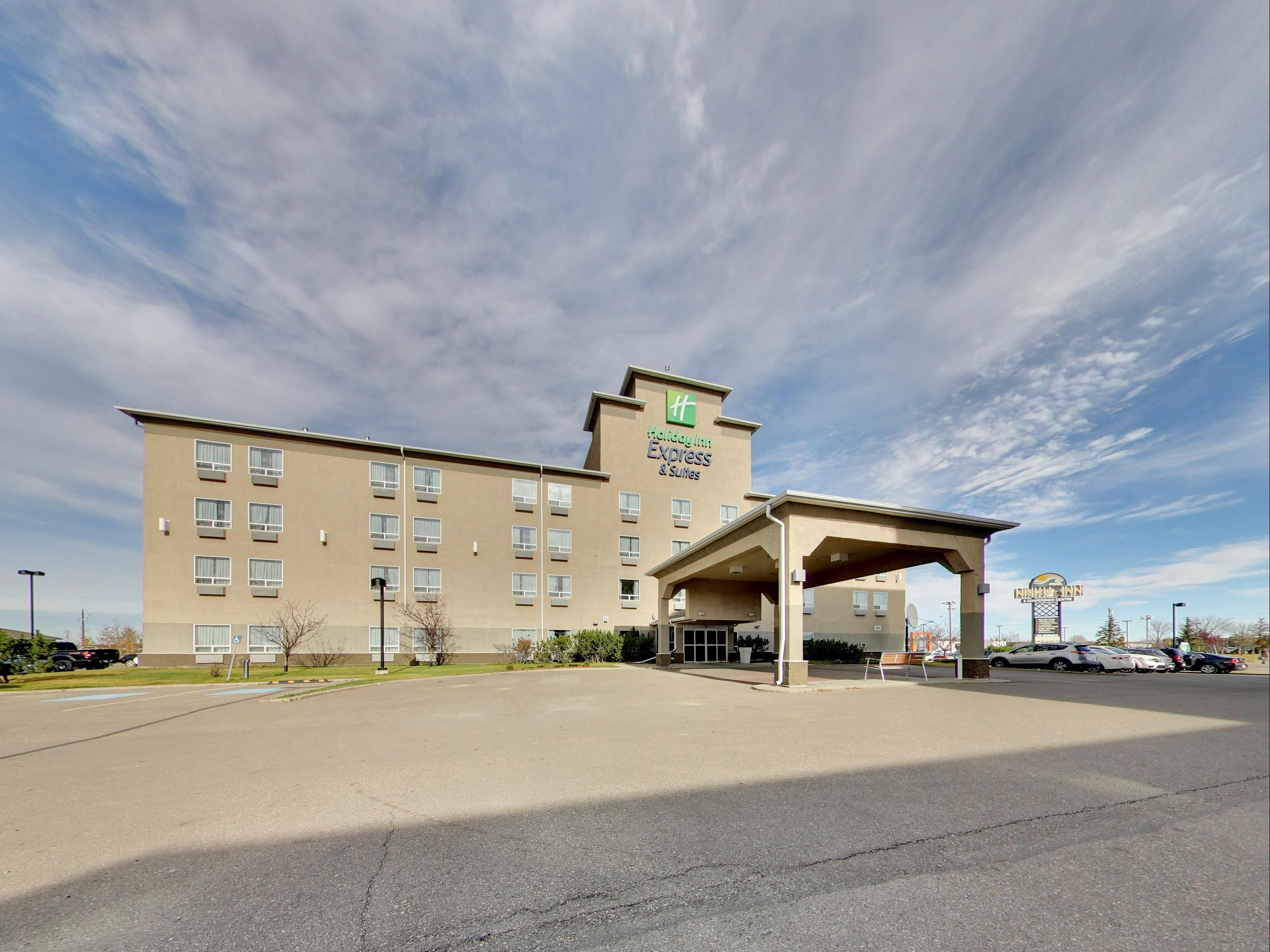 Holiday Inn Express & Suites EdmontonInternational Airport ab 37