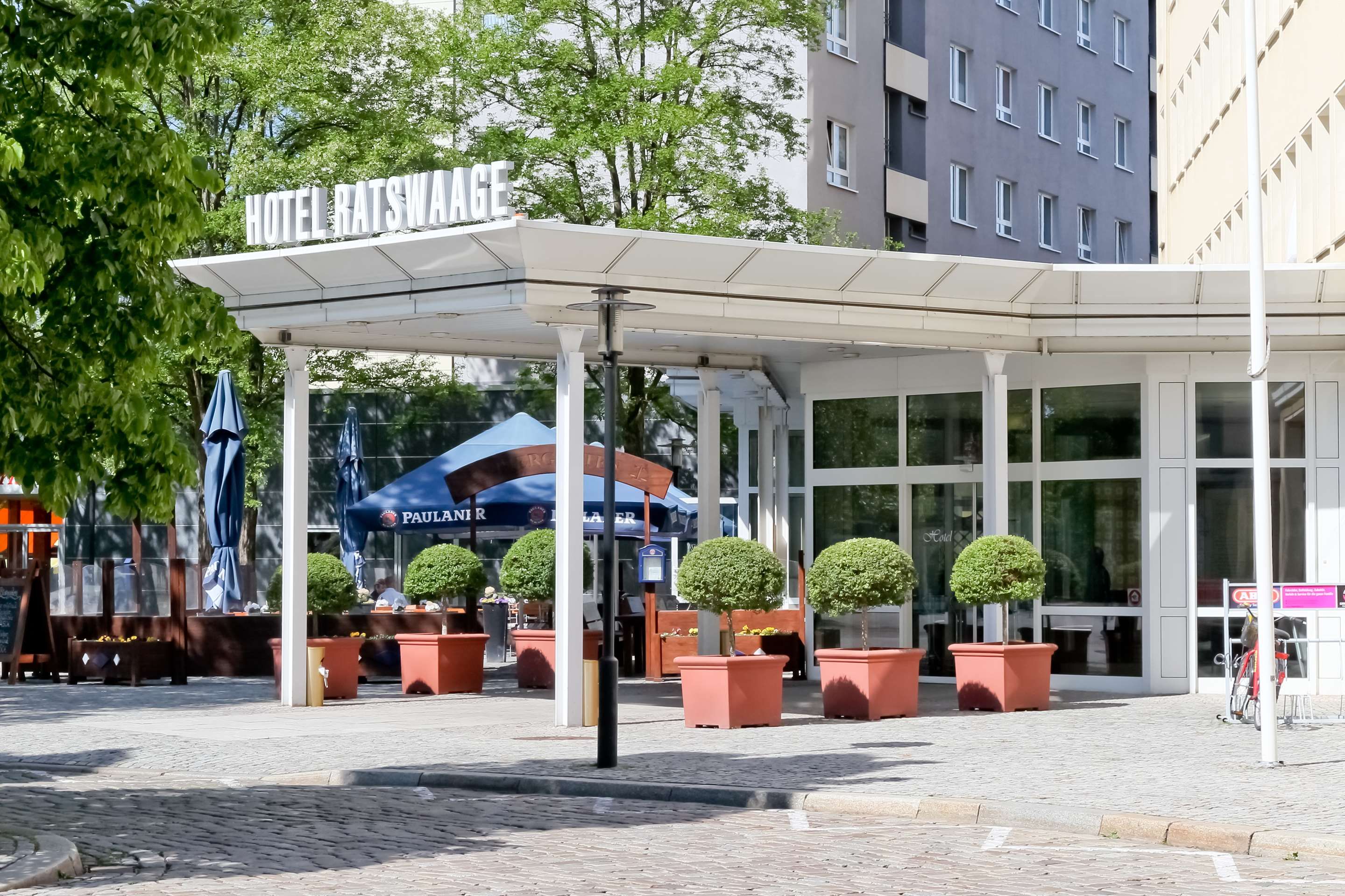 Gebäude