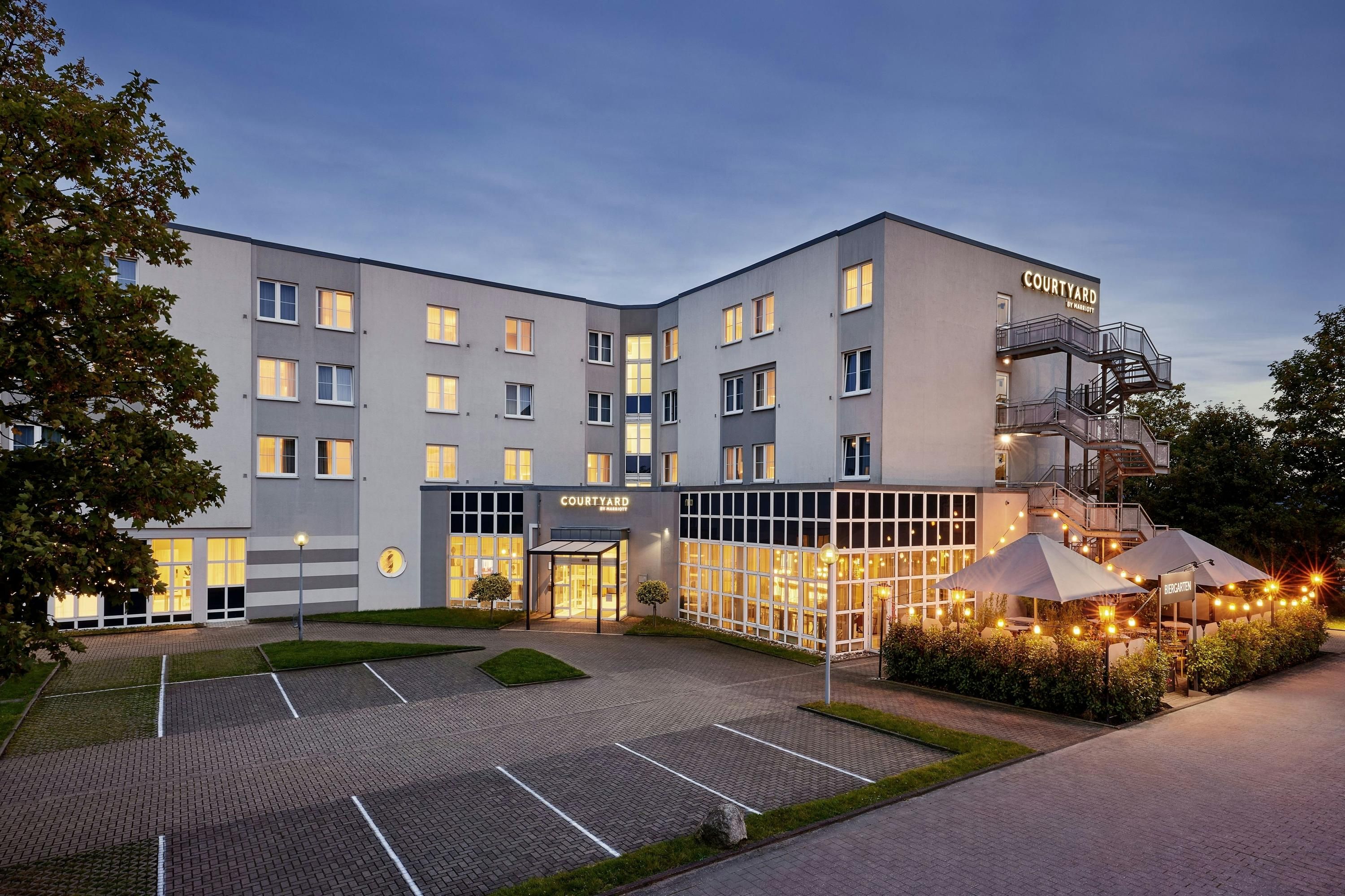 Gebäude
