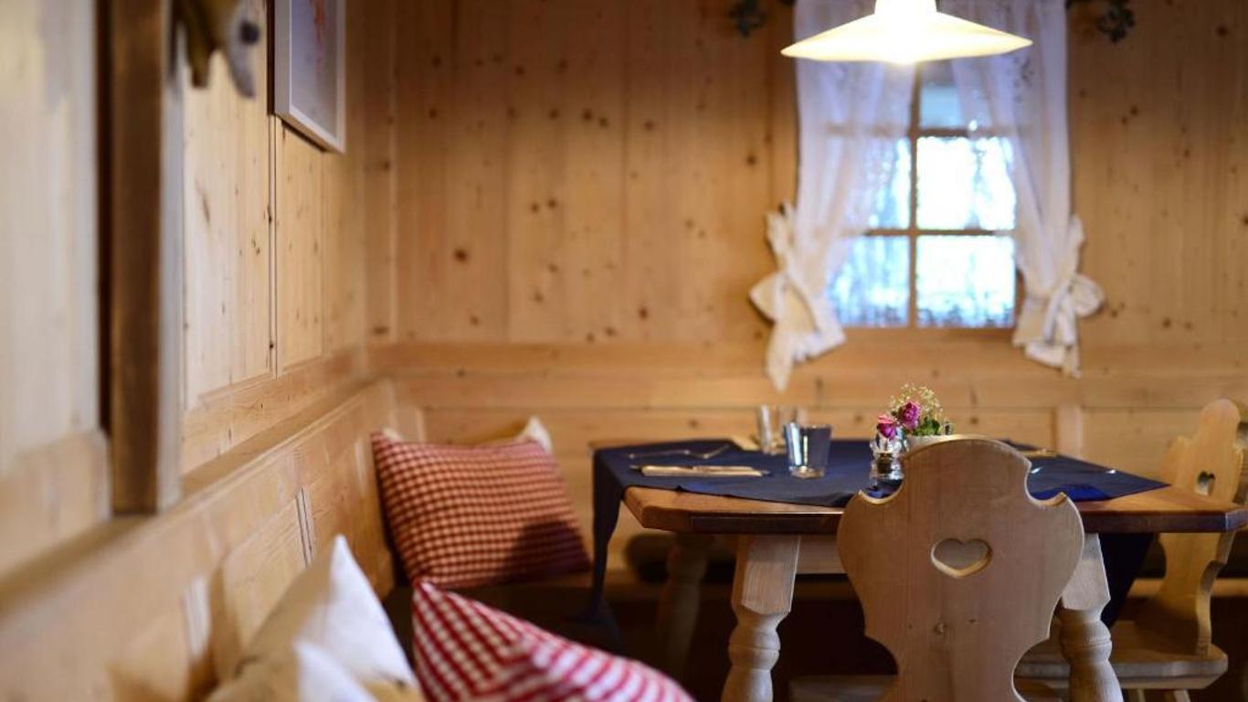 Hotel & Gasthof zum Hirschen