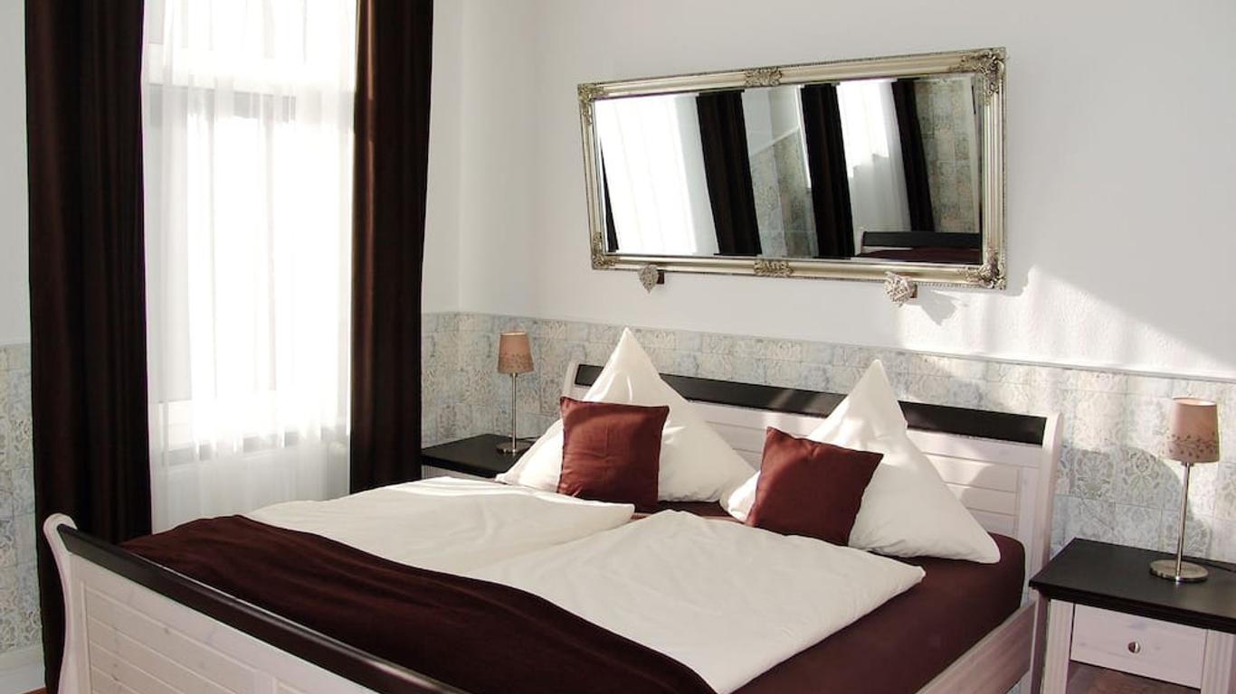 Hotel Garni Landhaus Uttum
