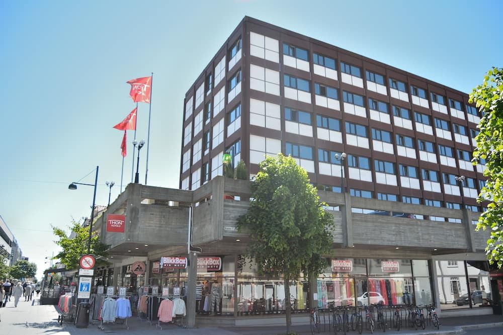 Gebäude