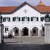 Gebäude
