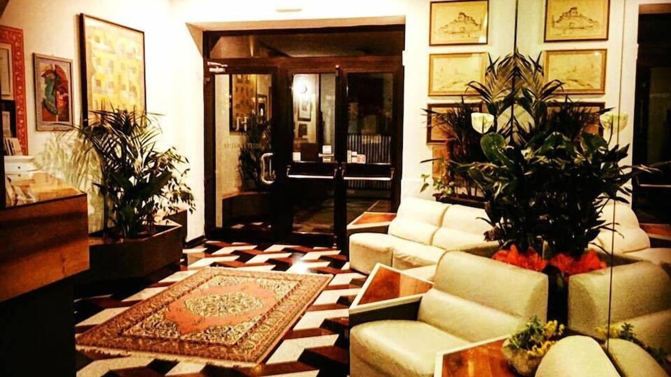 Letizia Hotel