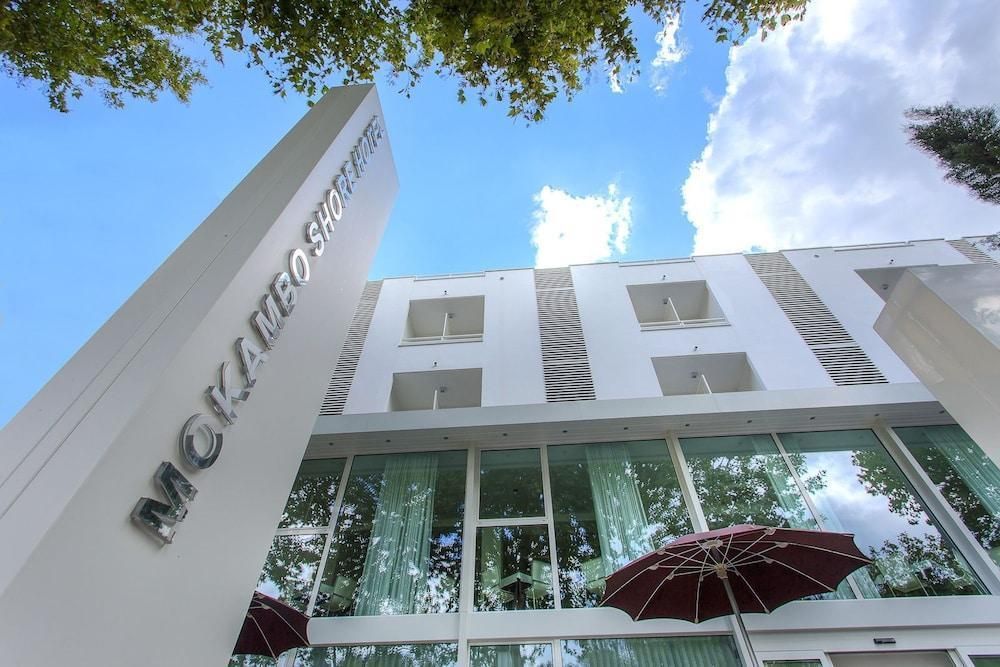 Gebäude
